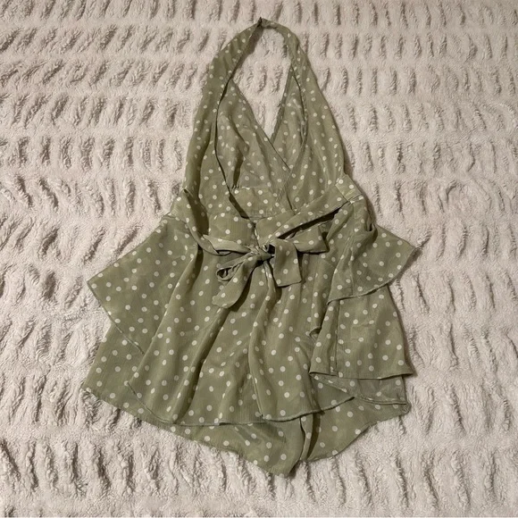 Euro PrettyLittleThing Light Green Polka ruffle halter top romper 🍐 - Picture 4 of 5